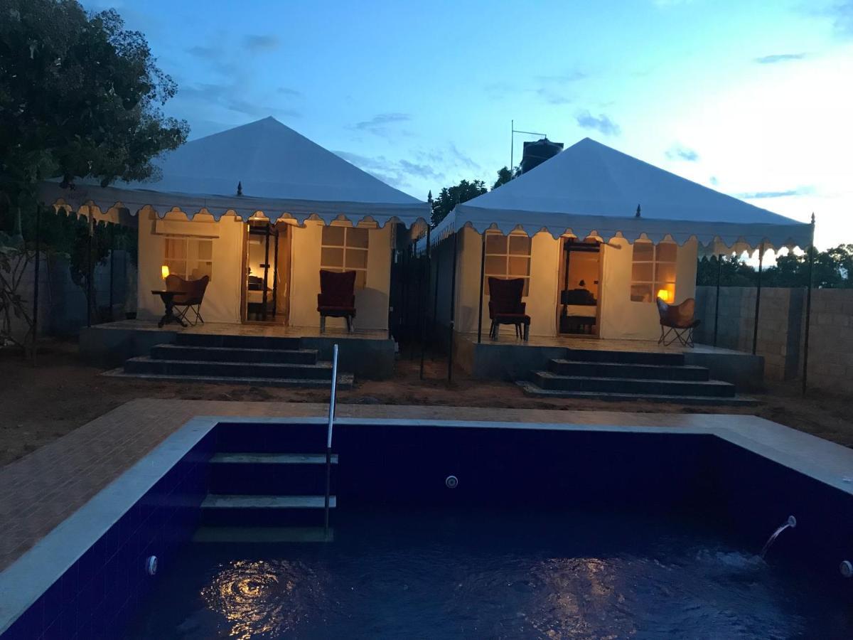 16 Bedouin Hotel Hosūr Buitenkant foto
